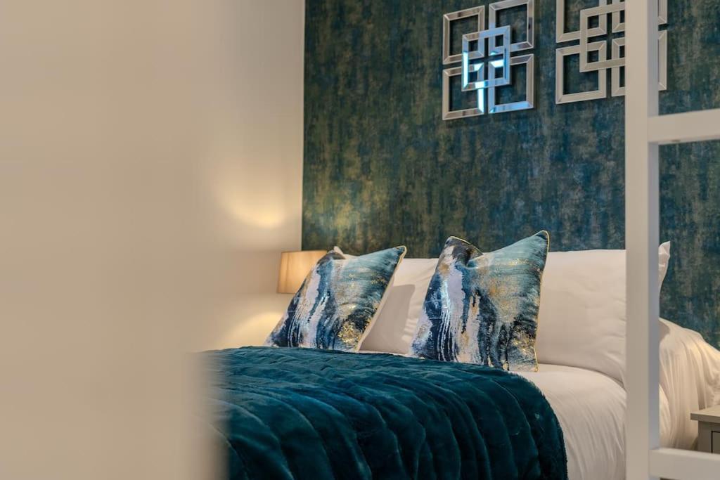 Luxury Living Away From Home Redhill  Exterior foto